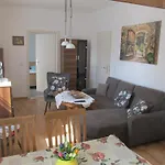 Διαμέρισμα Ferienunterkunft Mertinatsch Rietschen