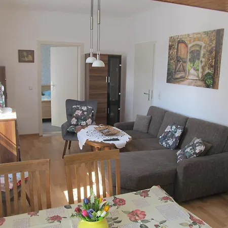 公寓 Ferienunterkunft Mertinatsch Rietschen